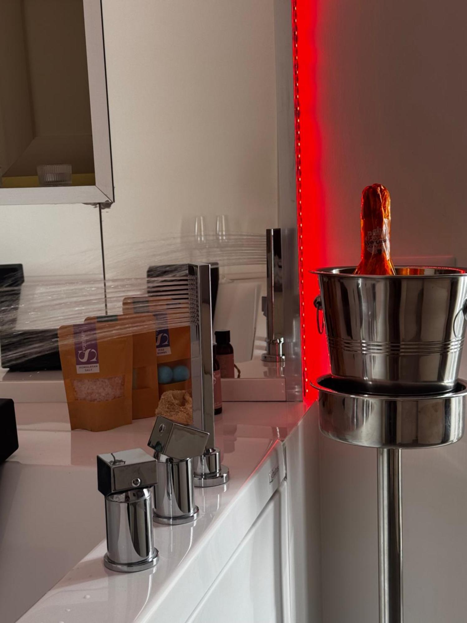 Scugnizzo Apartment ナポリ エクステリア 写真